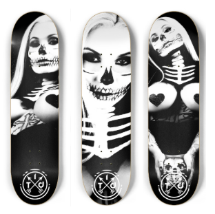 THE HALLOWEEN SKATEBOARD BUNDLE SET